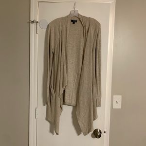 Women’s Cardigan with Pockets